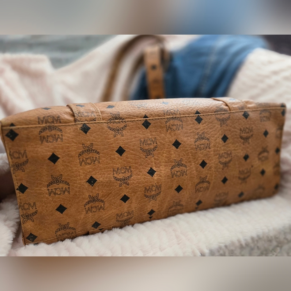Authentic MCM Viestos XL Vintage Tote Shoulder Laptop Weekender Duffle Travel - Picture 12 of 15
